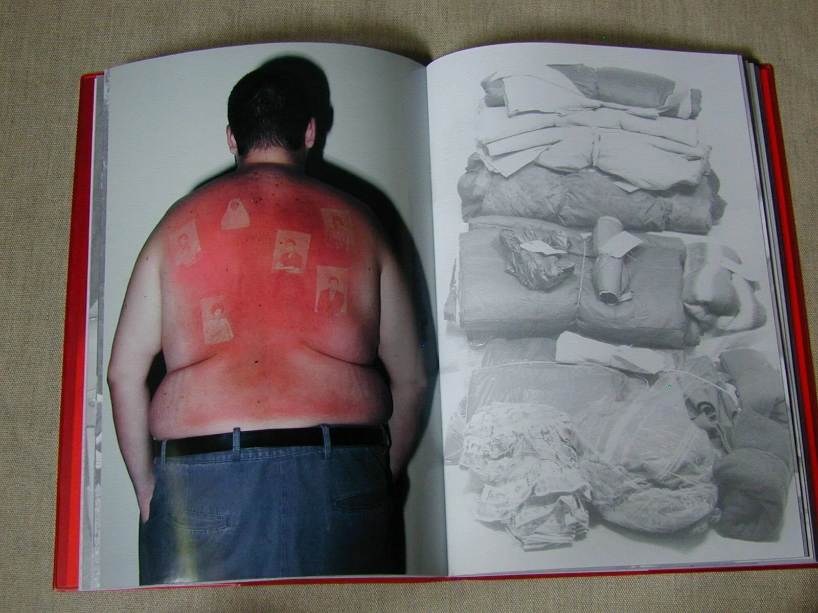 アート・デザイン・音楽 Thomas Mailaender Illustrated People thomas mailaender 'sunburns' old photographs onto human bodies